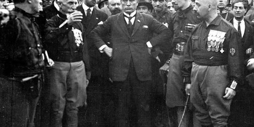 WALKA Z FASZYZMEM:  Mussolini i narodziny faszyzmu