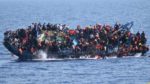 Według ONZ, w czasie tygodnia pod koniec maja ponad 700 migrantów utonęło na Morzu Śródziemnym. Minister Macierewicz: "Polska armia da swój wkład do realnego powstrzymywania naporu?.