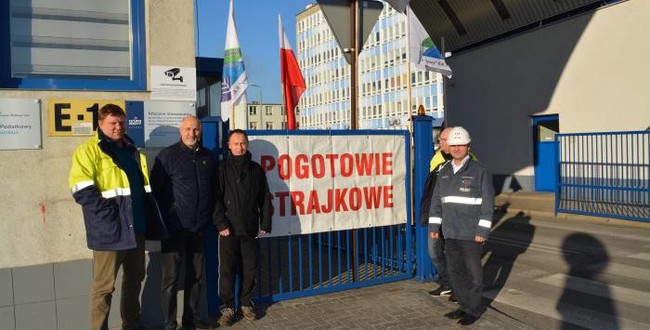 Zakłady Azotowe Puławy - pogotowie strajkowe.