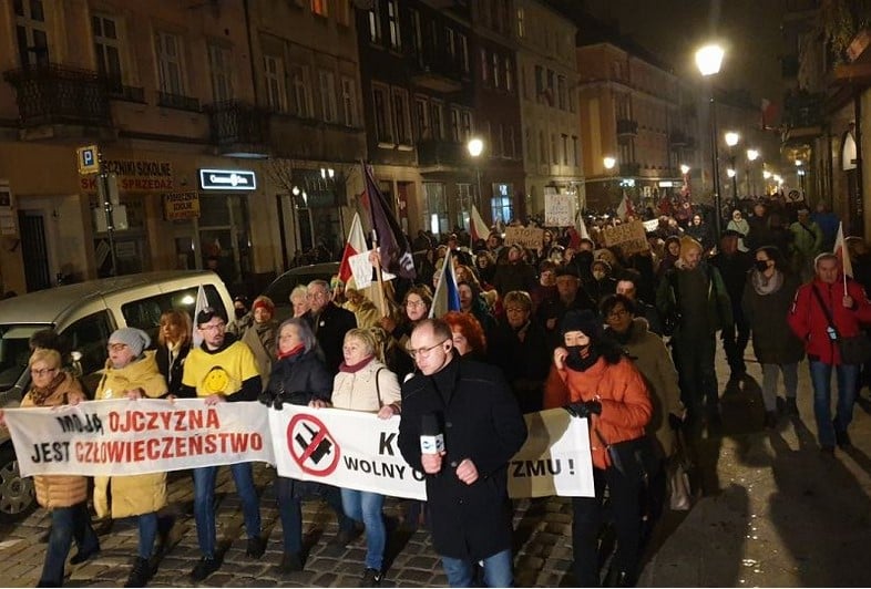 14.12.21 Kalisz wolny od faszyzmu! Protest przeciw haniebnej antysemickiej demonstracji, która miała miejsce w tym mieście 11 listopada.
