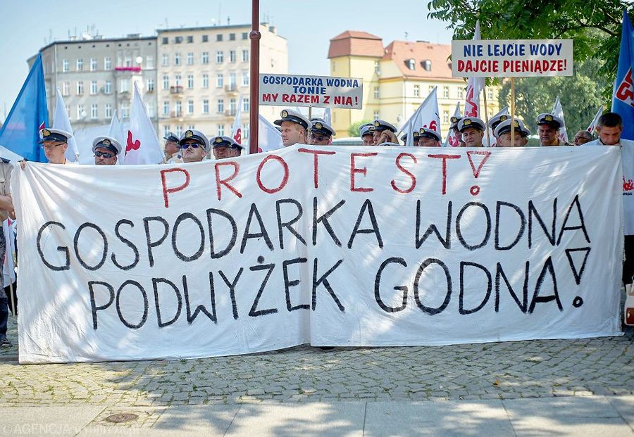 Protest pracowników Wód Polskich