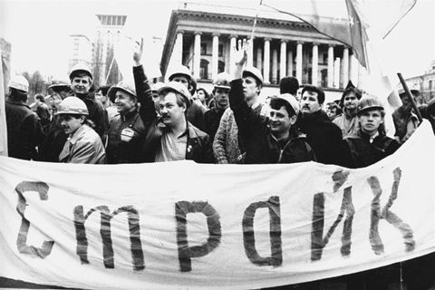 Rok 1989. Strajkujący górnicy w Donbasie. W 1989 roku górnicy strajkowali w całym ZSRR.