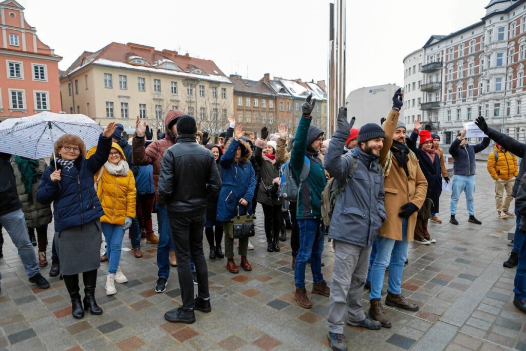 Pracownicy Urzędu Miasta Poznania pikietowali pod siedzibą urzędu 23 stycznia.