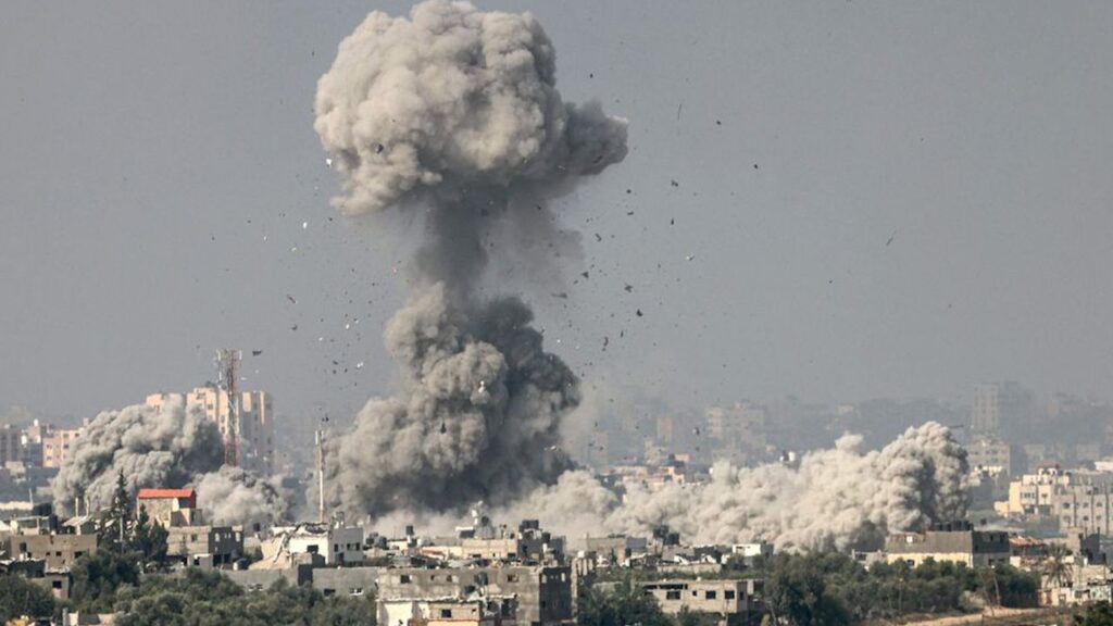 Bombardowana Gaza.