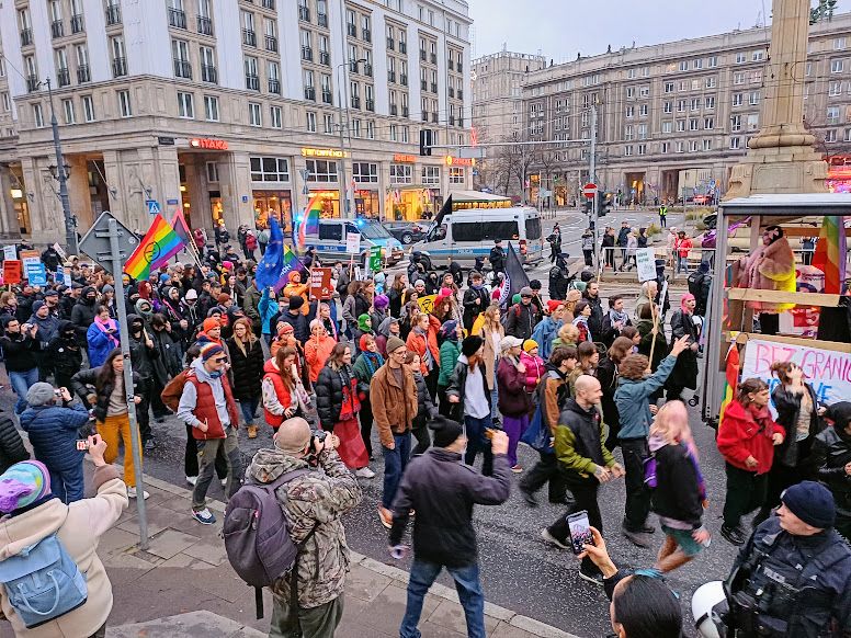 11.11.23 Warszawa. Kontrdemonstracja antyfaszystowska.