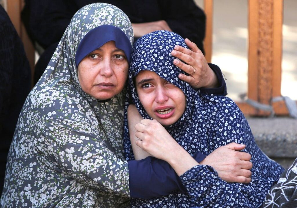 03.06.25 Rafah. Strefa Gazy. Co najmniej 27 osób zginęło w wyniku izraelskiego ostrzału punktów dystrybucji żywności. Od początku czerwca Palestyńczycy są masowo mordowani, gdy czekają na jedzenie.