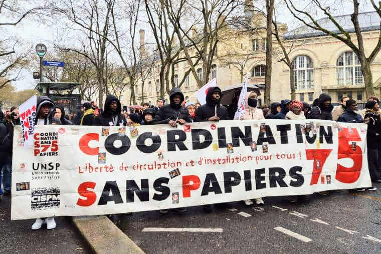 25.01.26 Paryż. Organizacje migranckie na czele marszu przeciwko rasizmowi. 
(Zdjęcie: Marche des solidarités / Facebook).